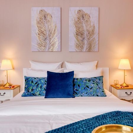 Studio Hotel - Lit King Size - Parking - Wifi - Proche Cdg Livry-Gargan Luaran gambar