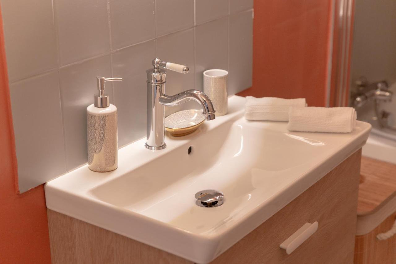 Studio Hotel - Lit King Size - Parking - Wifi - Proche Cdg Livry-Gargan Luaran gambar